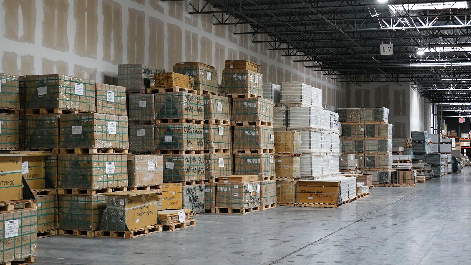 Warehouse_0000_Copia de DSC00042